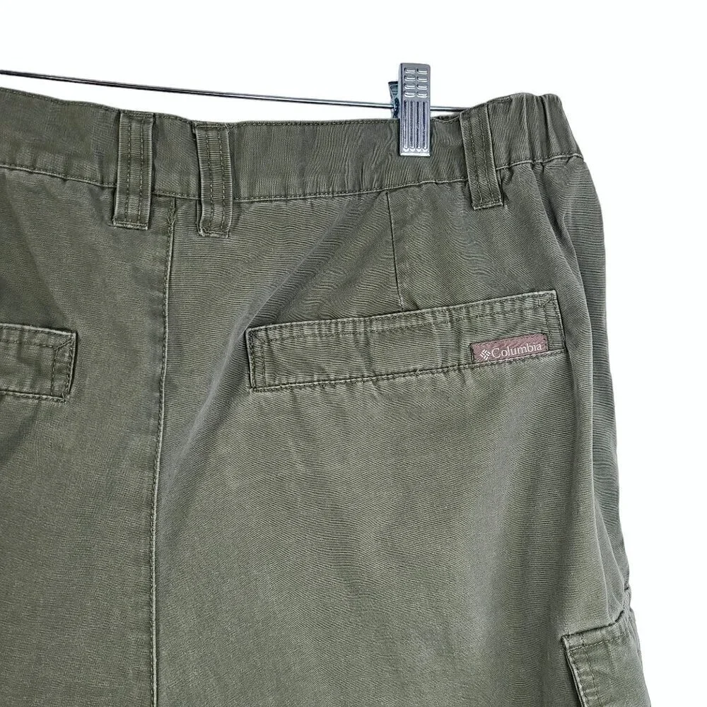 Vintage Columbia XCO Olive Green Cargo Hiking Shorts Flat Front Outdoor 36x9